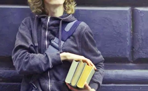 ���t(y��)���I(y��)��W�����u���a(ch��n)���،������