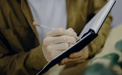 ���꼉��ʮ�f����ʲô���x��У����x35ƪ��