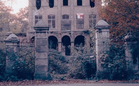 第一次逛鬼屋作文600字