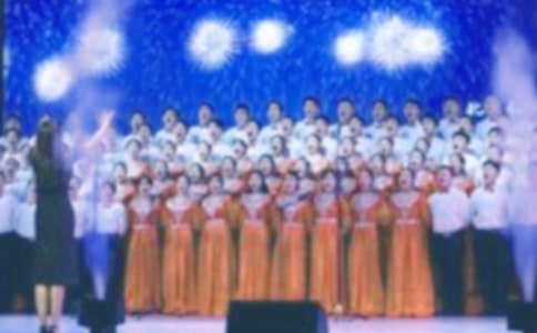 �ϳ���ِ���ķ���300�֣����x8ƪ��