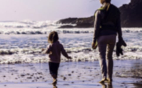 ����ĸŮ��С�W����300��