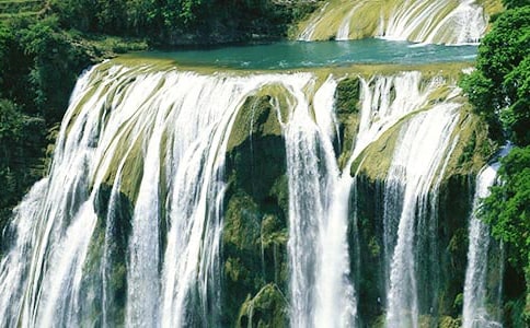 《紫藤蘿瀑布》評(píng)課稿