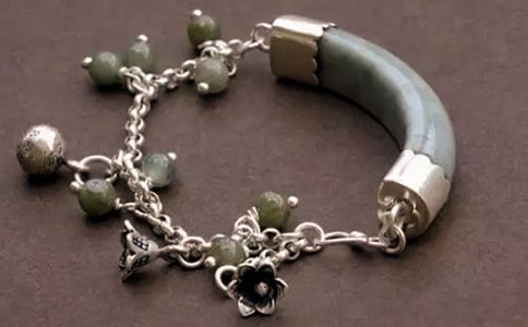 有關(guān)手鏈的作文300字四篇