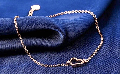 愛的項鏈四年級作文