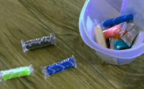 做橡皮泥小貓作文