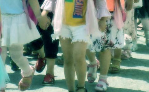 ���xӛ��С�W(xu��)���x��У�ͨ��40ƪ��