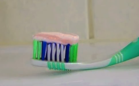 ����С�W����